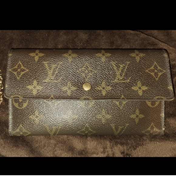 Louis Vuitton Brown Key & Card Holder Monogram - Picture 4 of 11